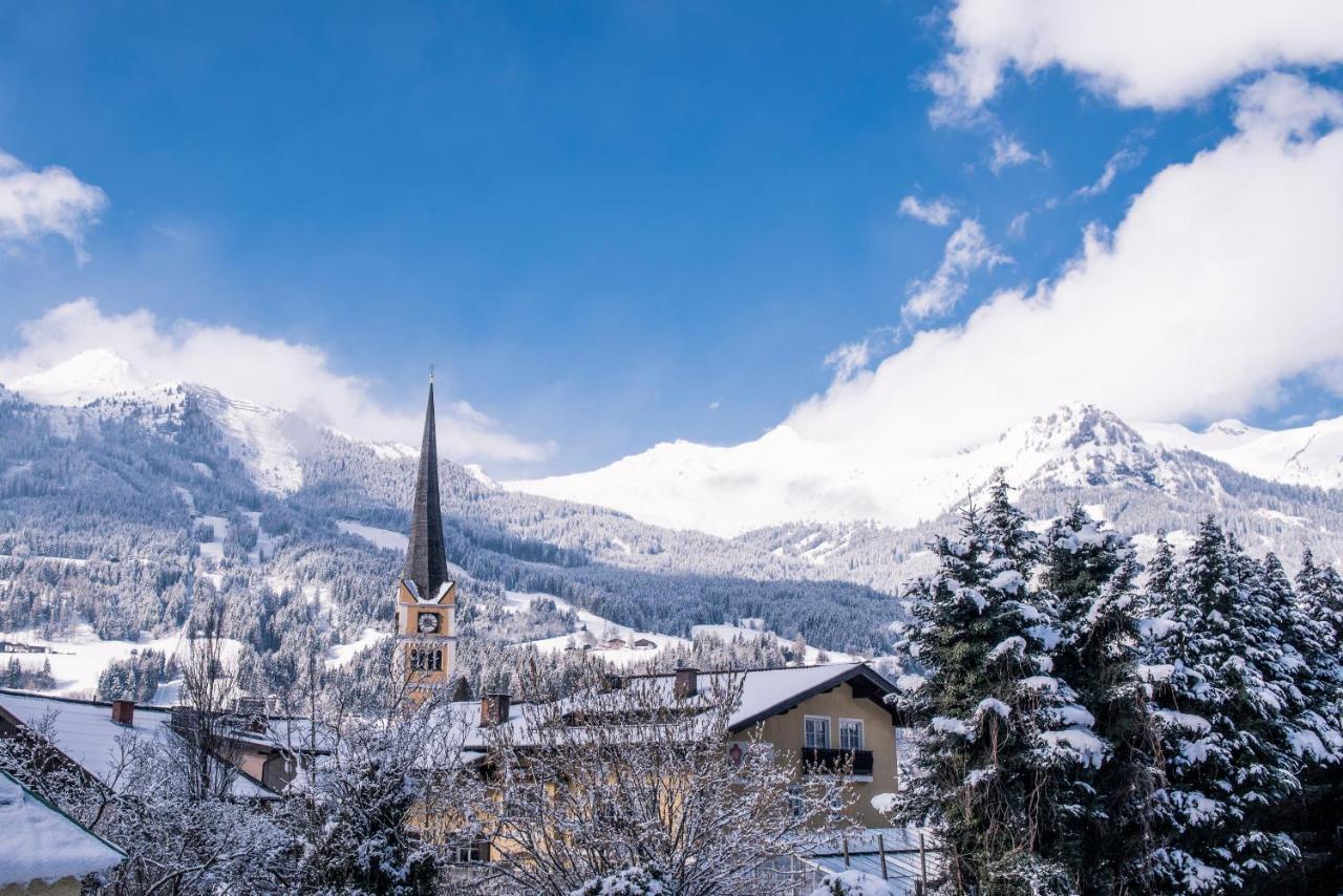 Appartements Mayr Inklusive Ganzjaehrig Gratis Zugang Zur Alpentherme Und Im Sommer Kostenlose Bergbahnnutzung Bad Hofgastein Extérieur photo